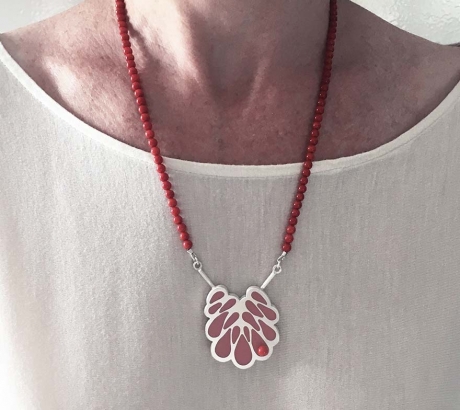 Big Baroque pink necklace with coral