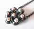 Bud necklace with 7 pearls