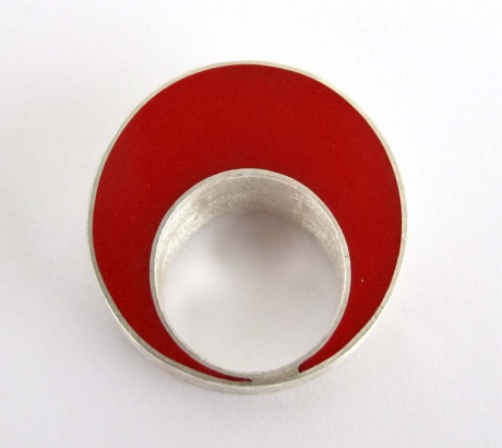 Piros gyűrű