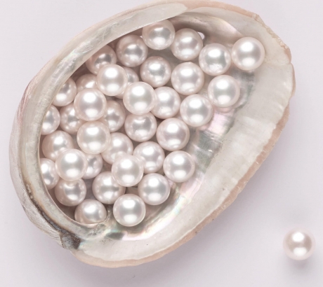 Japanese Akoy pearls