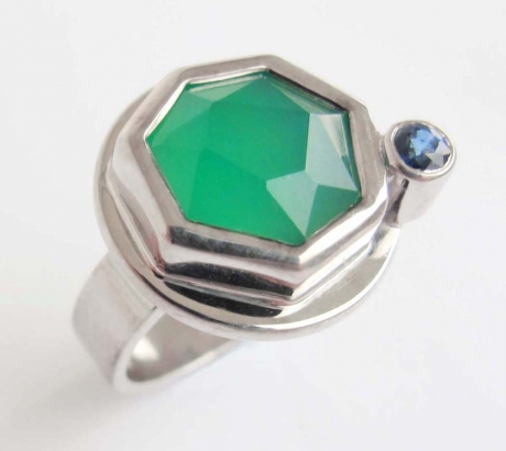 Zöld achát és kék zafiros gyűrű