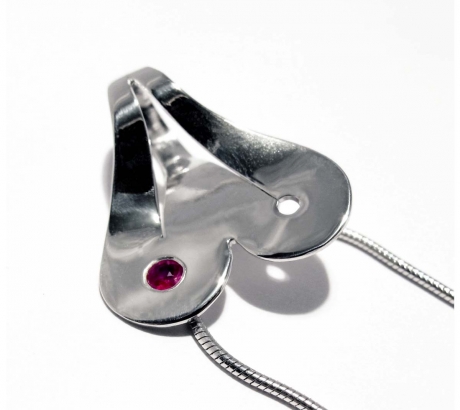 Infinite necklace with ruby