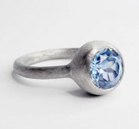 Nagy sky blue topáz gyűrű